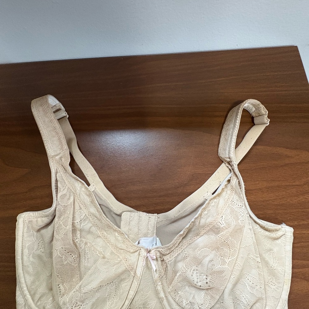 Cacique Lace Beige Bra